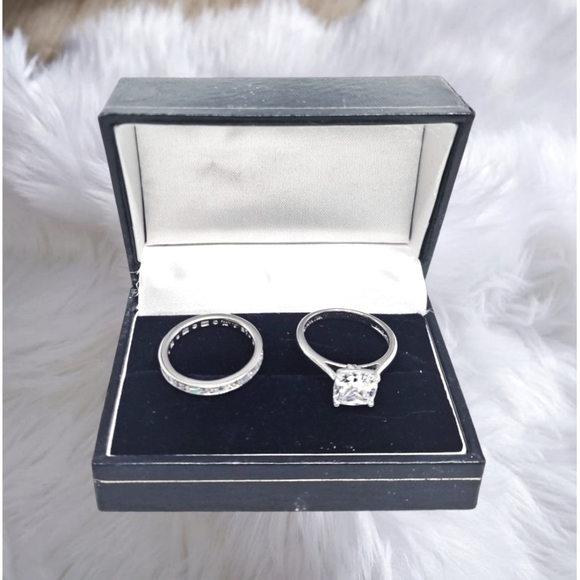 Jewelry - Sterling Silver Engagement Ring Set with Brilliant Square Cut/Baguette CZ Stones
